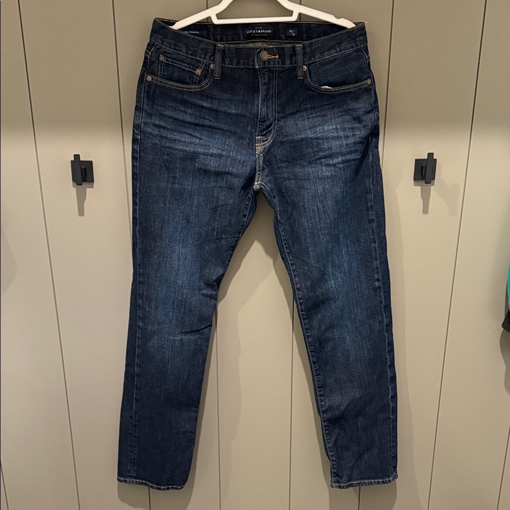 Men’s Lucky Brand Dark Blue Denim Jeans 221 straight 33/32